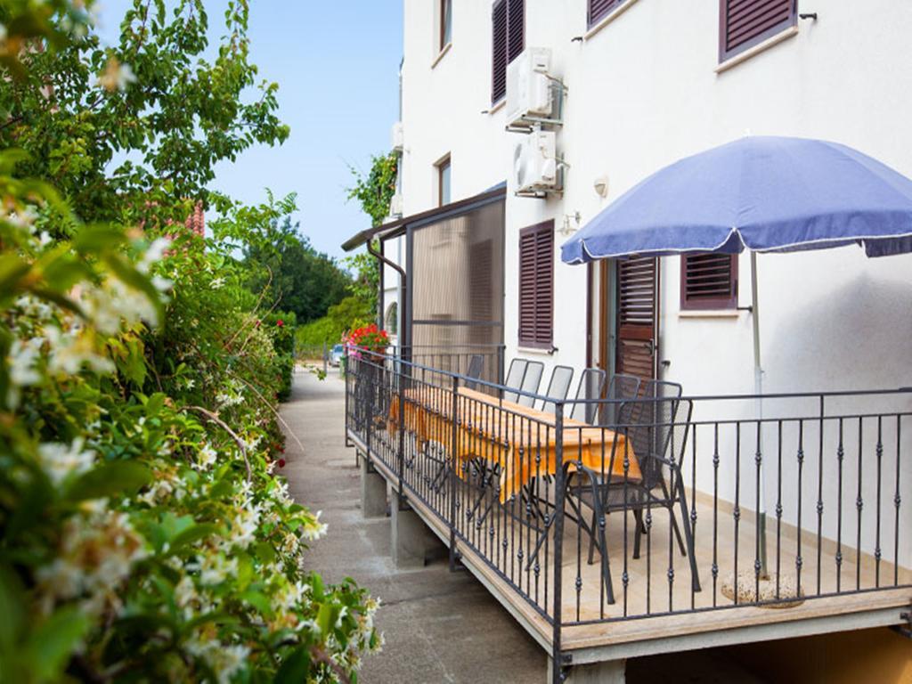 Apartments Maller Ровінь Екстер'єр фото